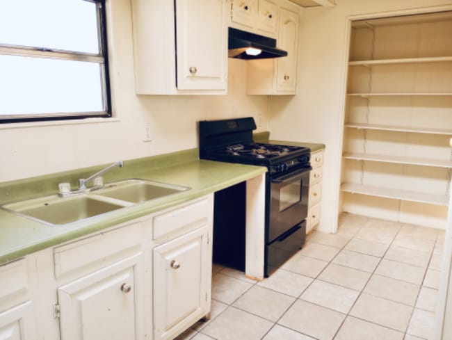 Photo - 6345 N Dona Ana Rd