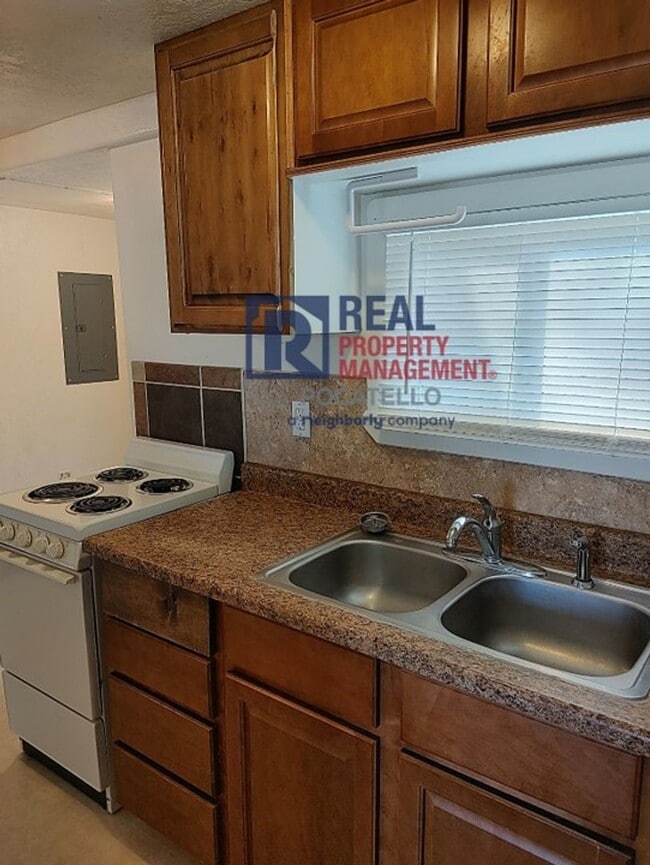 Photo - 517-519 E Cedar St Unit 517