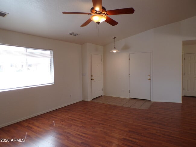 Photo - 610 S Azure Dr