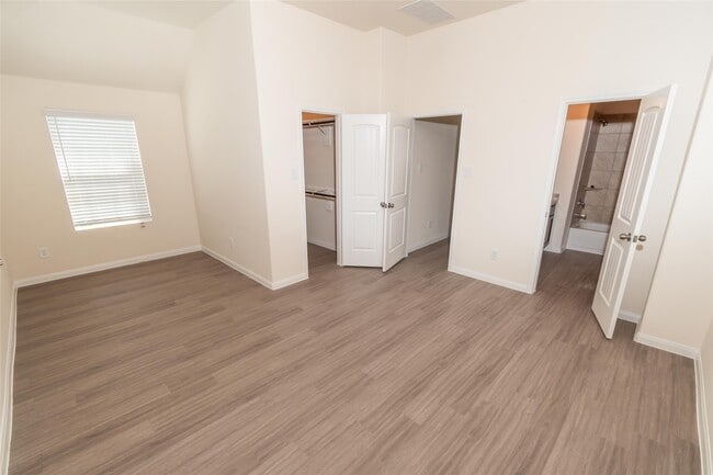 Photo - 4227 Farmers Pass Rd