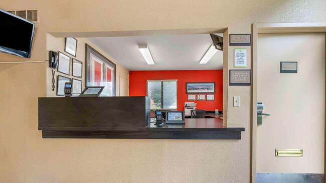 Photo - 9651 Seward Rd