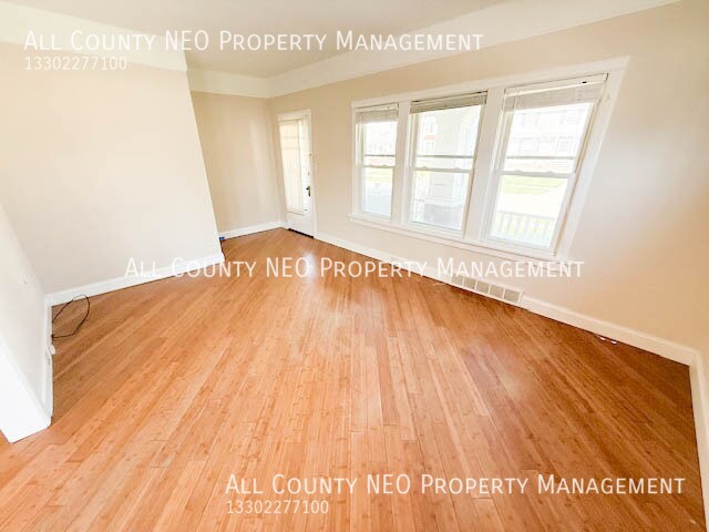 Photo - 3003 Portman Ave Unit Down