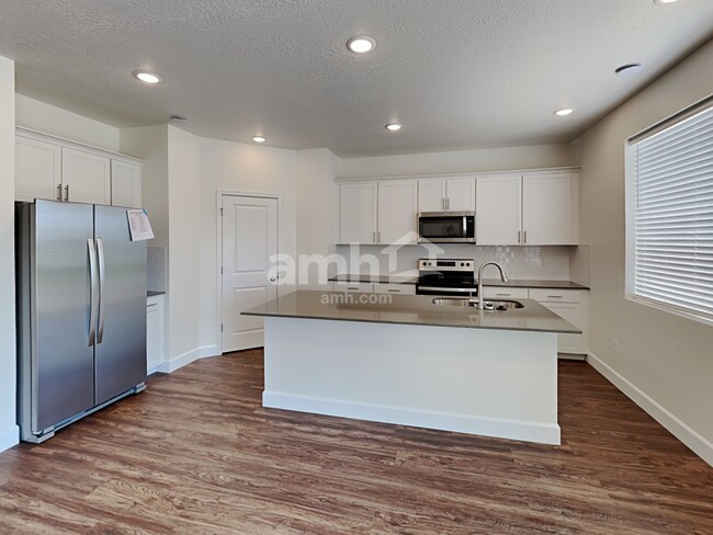 Photo - 288 Allen Ln