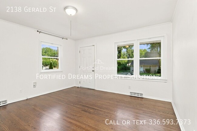 2138 Gerald St