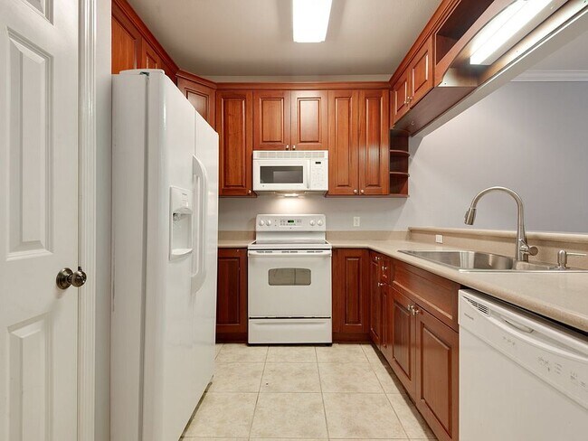 Photo - 1553 Crescent Hills Dr