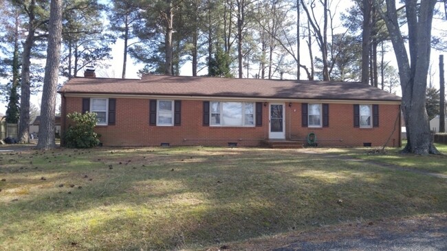 3 Bedroom 2 Bath Brick Rancher in Mechanic... - 3 Bedroom 2 Bath Brick Rancher in Mechanic... House