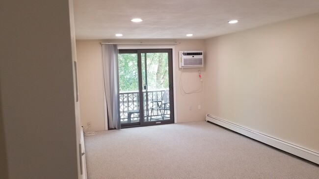 Living Room with Balcony - 29 Harvard Ave Unit 33