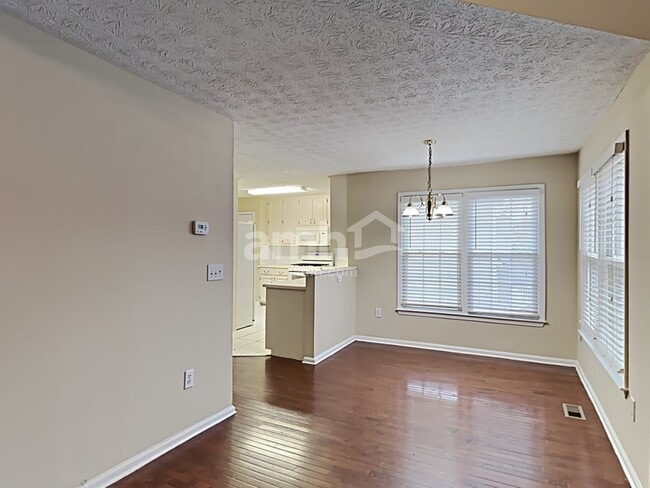 Photo - 3969 Riverstone Dr