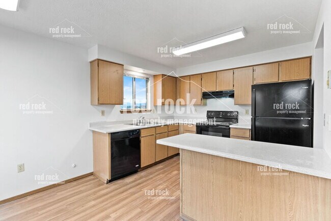 Photo - 4733 N Sullivan Rd