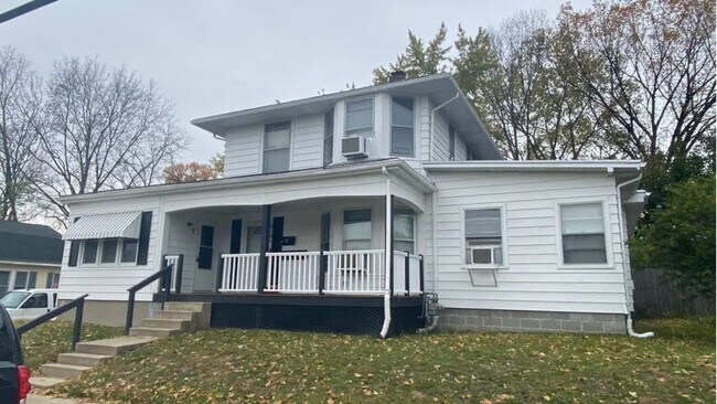Sperling-918 S 14th St - Sperling-918 S 14th St Apartment Unit B