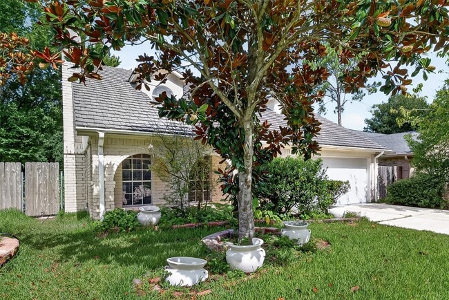 Photo - 1119 Pinecroft Dr