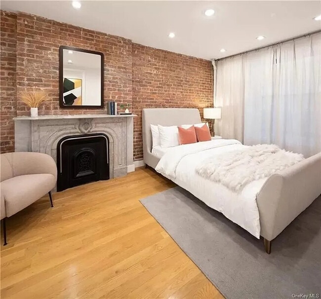 Photo - 543 3rd Ave Unidad ID1058845P