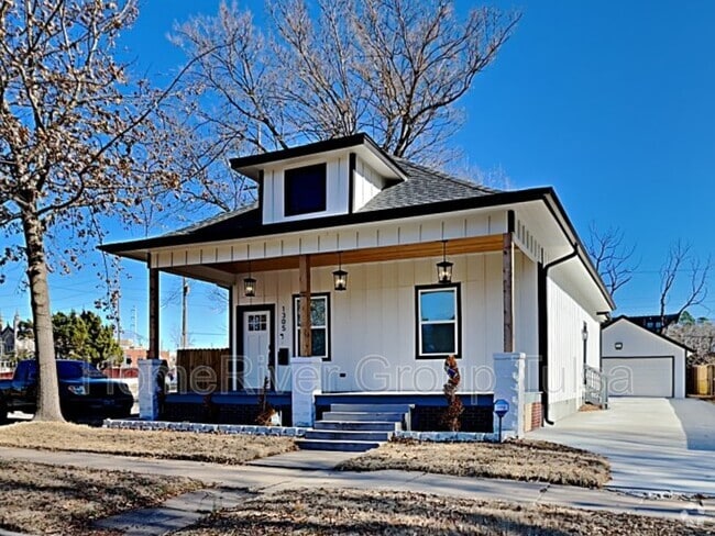 Building Photo - 1305 S Carson Ave Rental