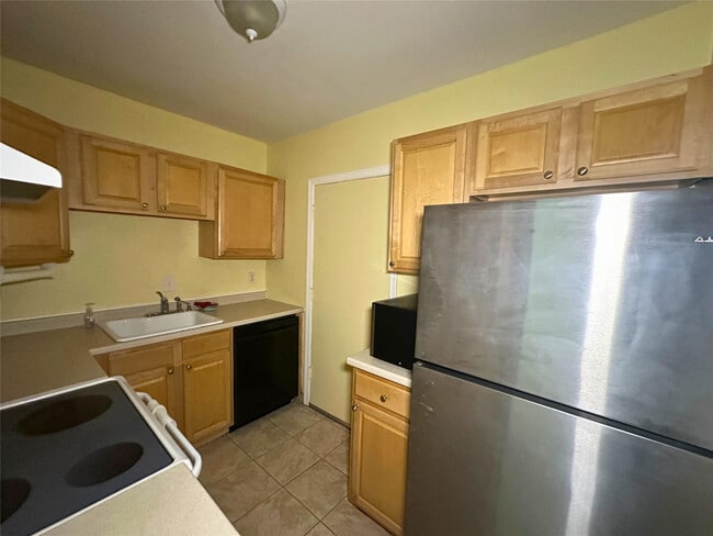 Photo - 2171 NE 66th St Unidad 812