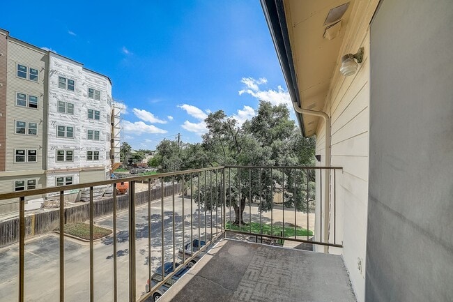 Photo - Rockwood Apartments