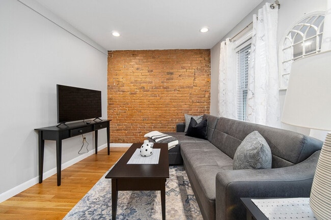 Photo - 348 North St Unidad ID1364252P