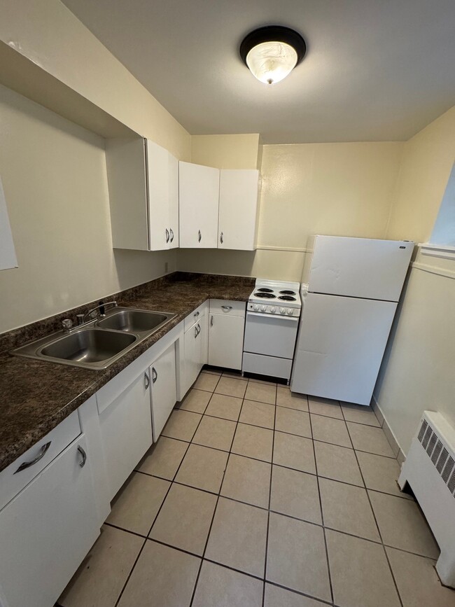 Photo - 705 Snelling Ave S Unit B2