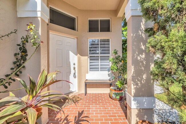 Photo - 1015 Thistle Creek Ct