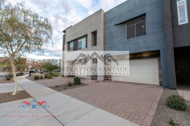 Photo - 1953 W Kinfield Trail