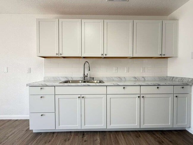 Photo - 8206 Grimchester