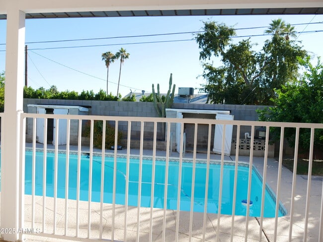 Photo - 1719 N Circle Dr