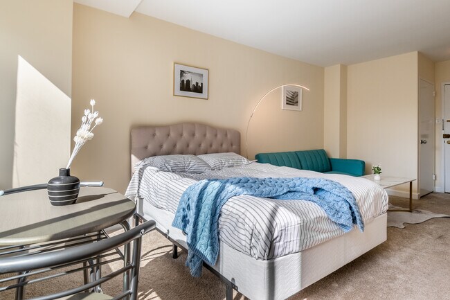 Photo - 1021 Arlington Blvd Unit 435