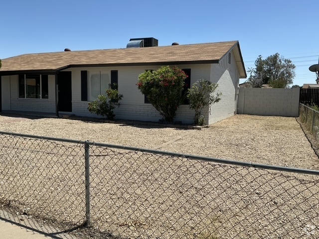 Building Photo - 7723 W Reade Ave Rental