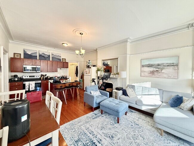 Photo - 177 Marlborough St Unit 8