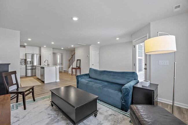 Photo - Family Friendly 3 Bedroom Townhome in Pendleton