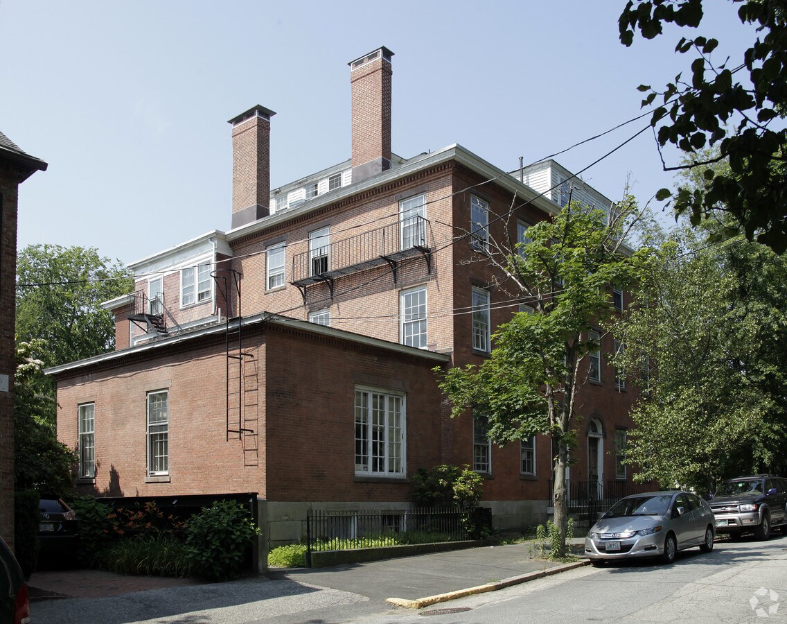 Photo - 77-79 Williams St