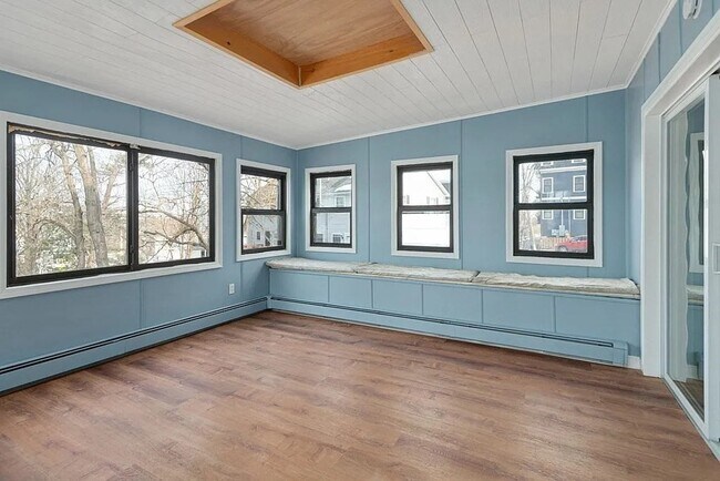 Photo - 126 Neponset Ave Unidad 1