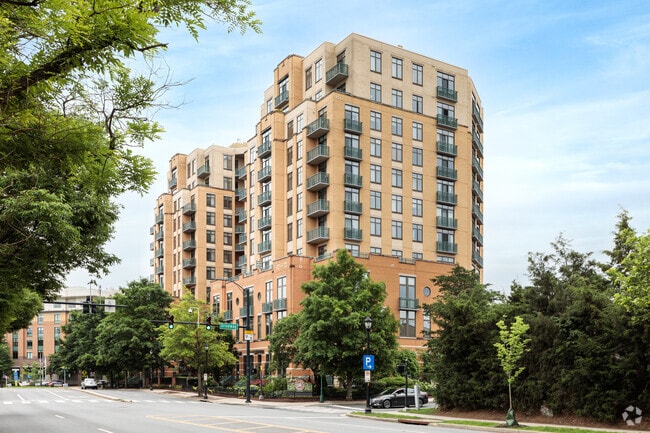 Photo - Shirlington Village Condominiums
