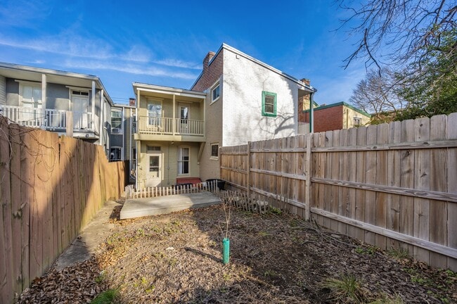 Photo - 12 E South St