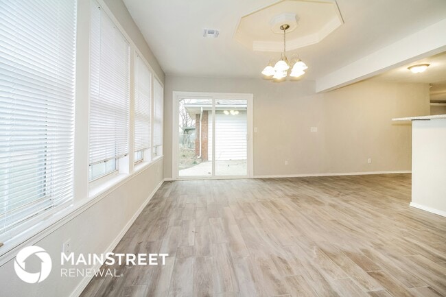 Photo - 800 Plaza Dr