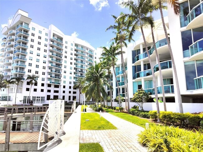 Photo - 7910 Harbor Island Dr Unidad 802