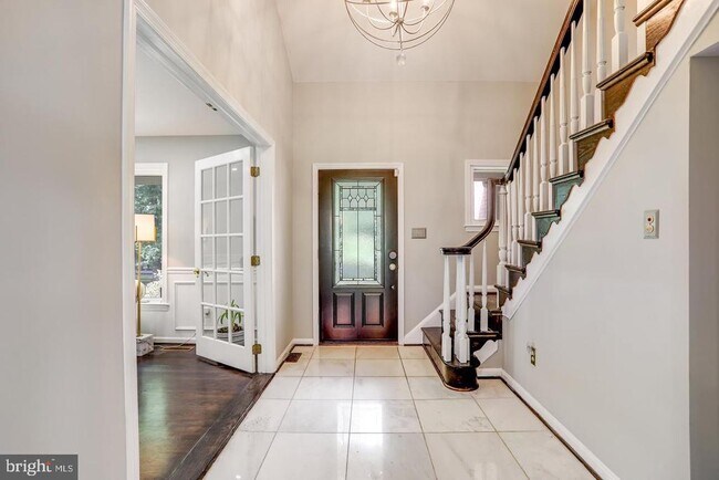 Photo - 931 Welham Green Rd