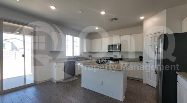 Photo - 10838 W Marguerite Ave