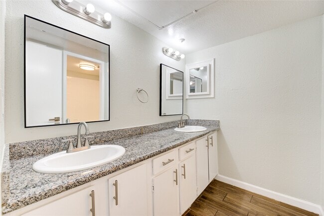 Photo - 6200 W Tidwell Rd