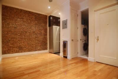 Building Photo - 230 E 32nd St Unit 2A Rental