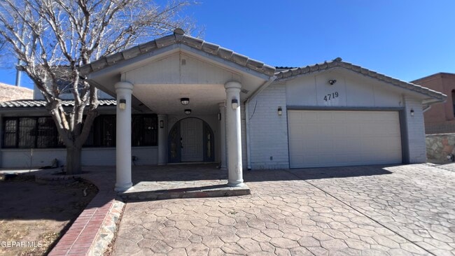 Photo - 4719 Frankfort Ave