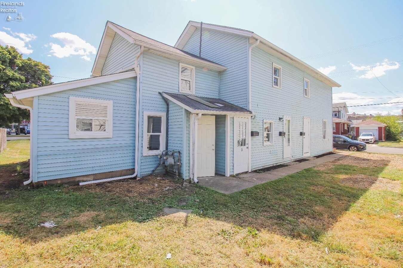 Photo - 230 Lawrence St