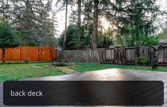 Photo - 9819 Willowood Pl SW