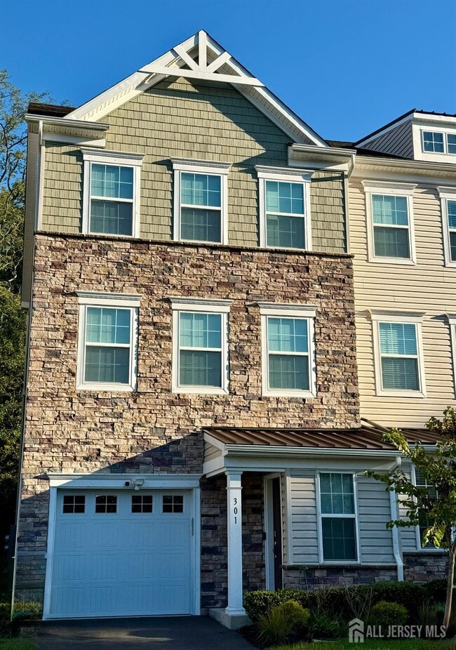 Photo - 301 Matutina Rd