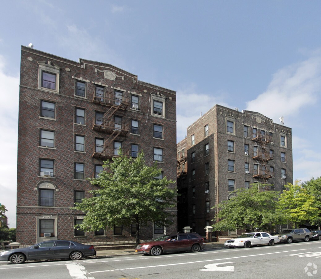 Photo - 580 Empire Blvd Apartments