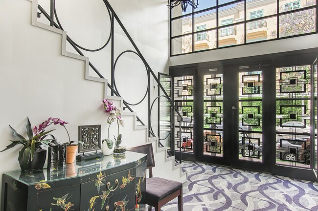 Entrance - Brentfair Towers Rental
