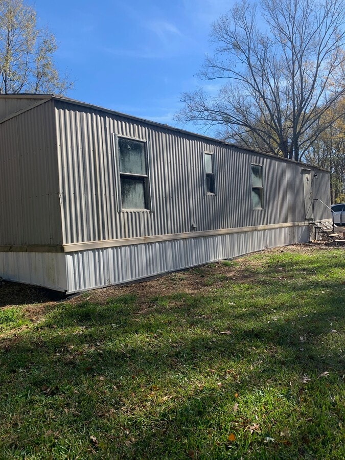 Photo - 1995 Destiny