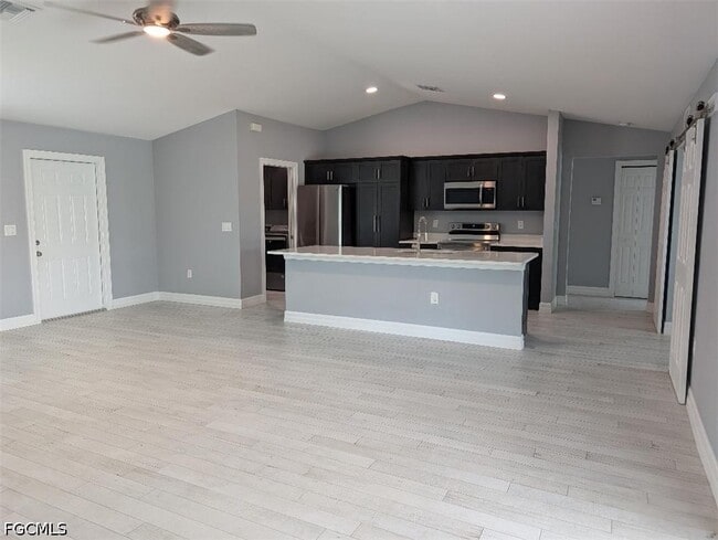 Photo - 12866 Iona Rd
