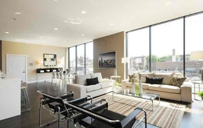 Photo - 622 N Ashland Ave Condo Unit 3