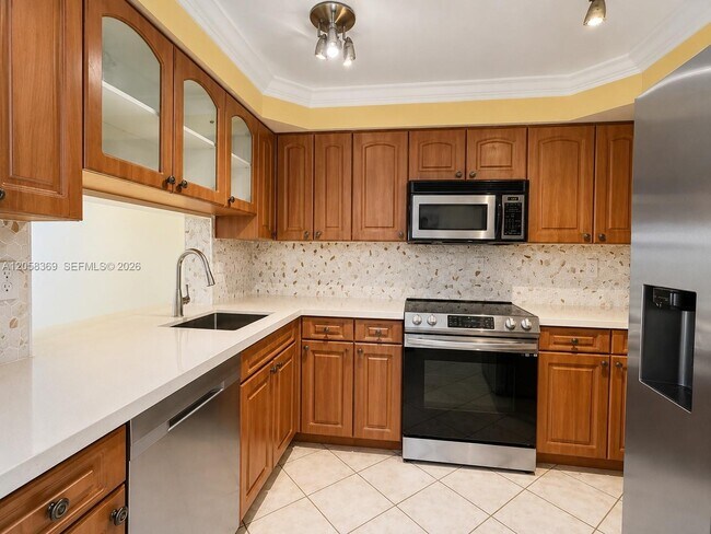 Photo - 3700 N Pine Island Rd Unit 402
