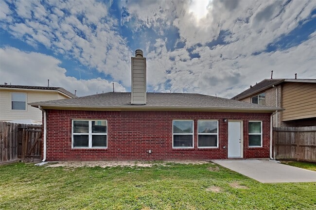 Photo - 16415 Lapis River Dr